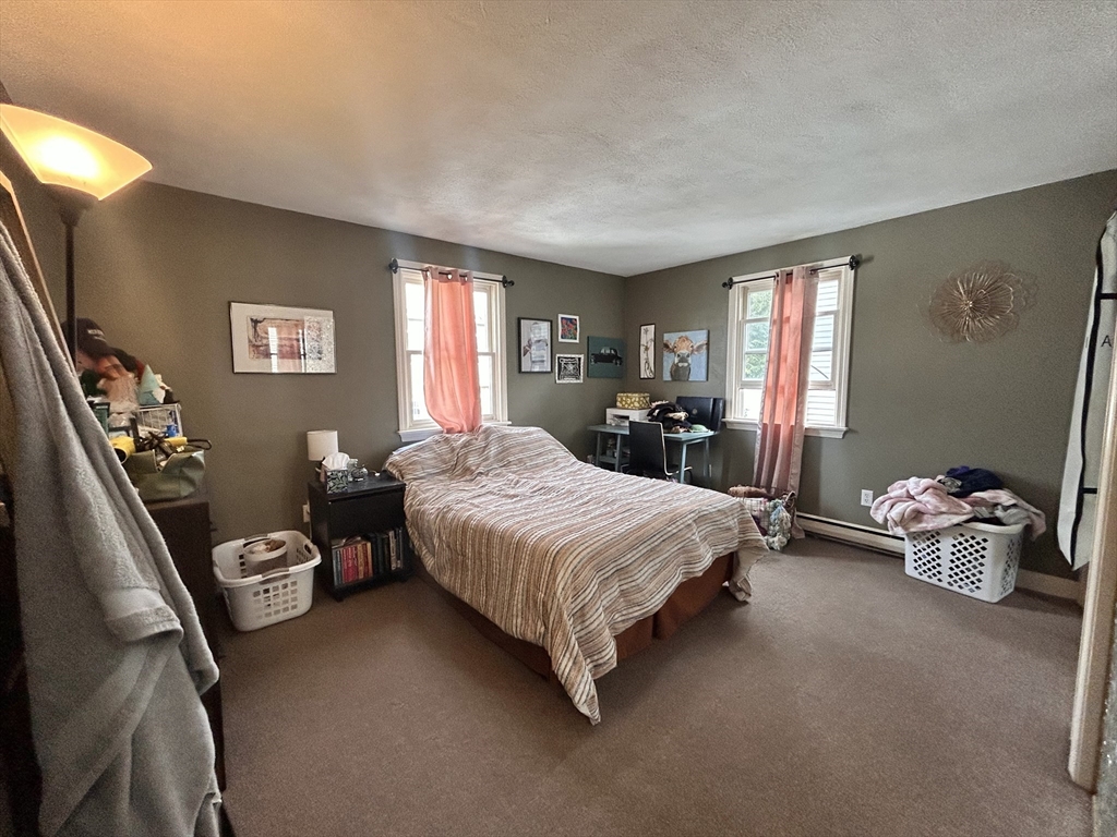 88 Sylvia St, Arlington