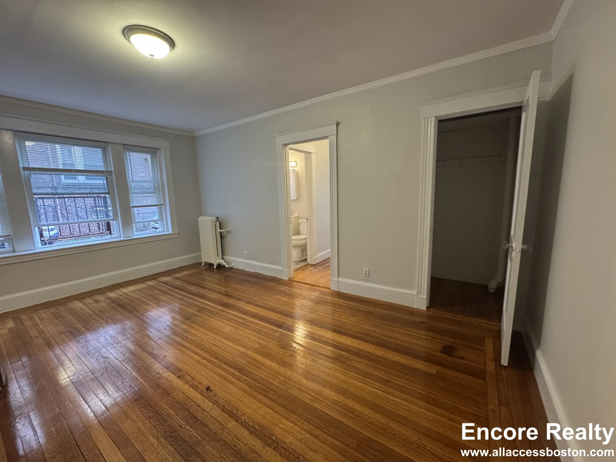 1615 Commonwealth Ave, Brighton