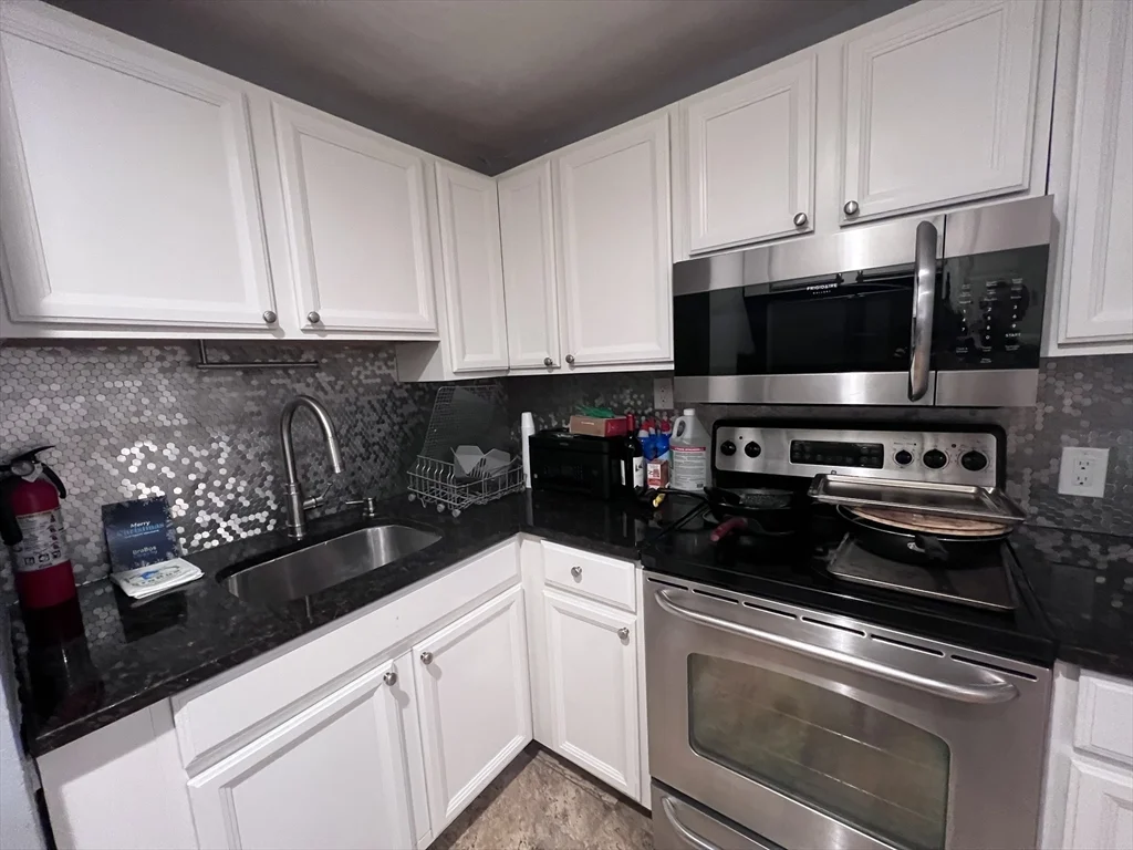 50 Seymour St, Roslindale