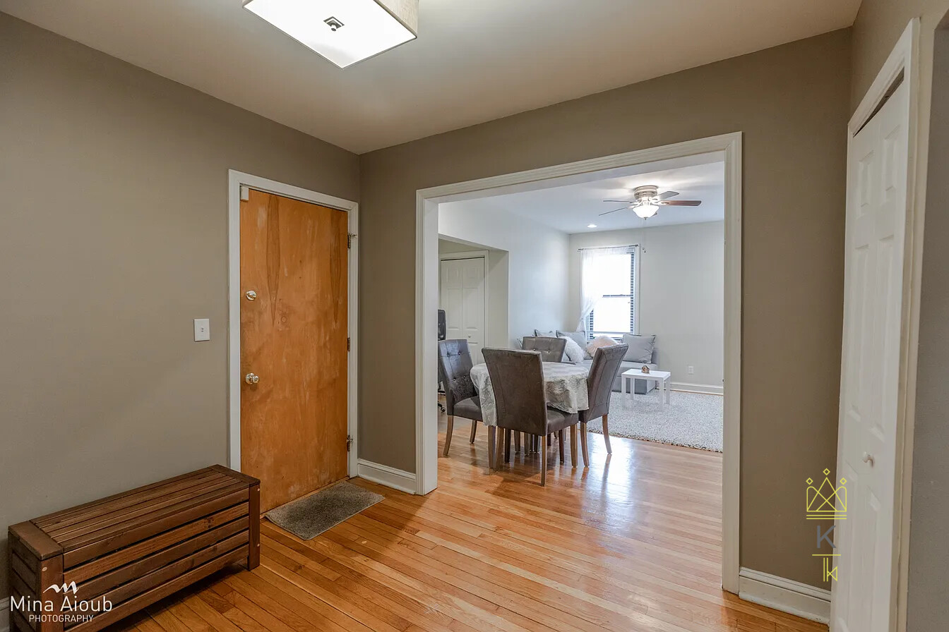 1404 Commonwealth Ave, Brighton