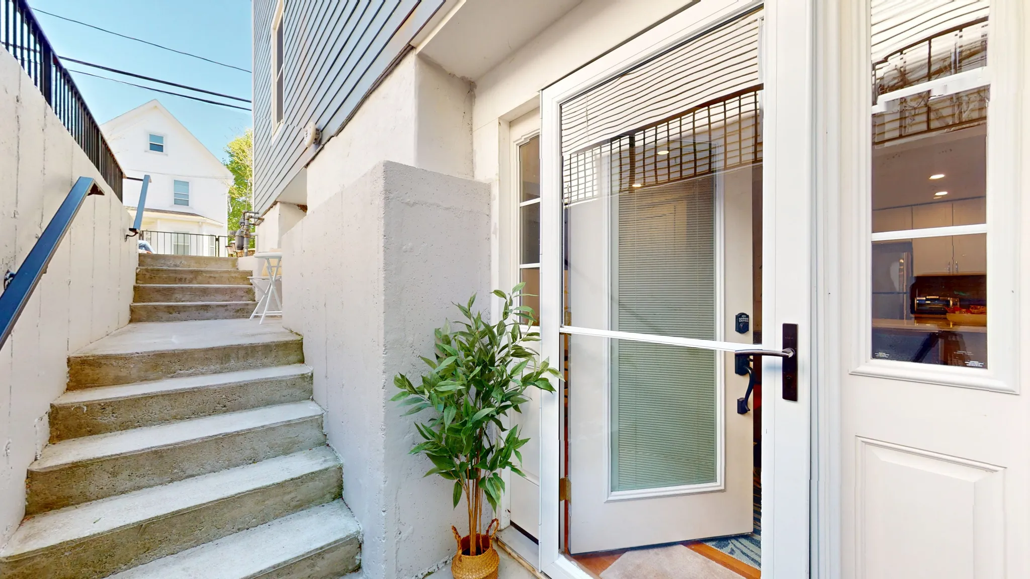 36 Montgomery St, North Cambridge