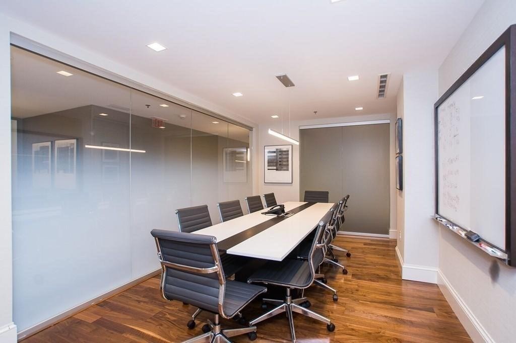 1 Charles Street South, Back Bay