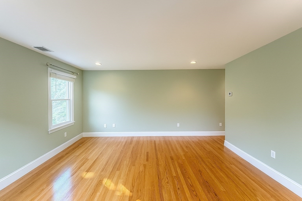 3 Myrna Rd, Lexington