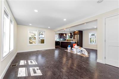 72 Stanley Ave, South Medford