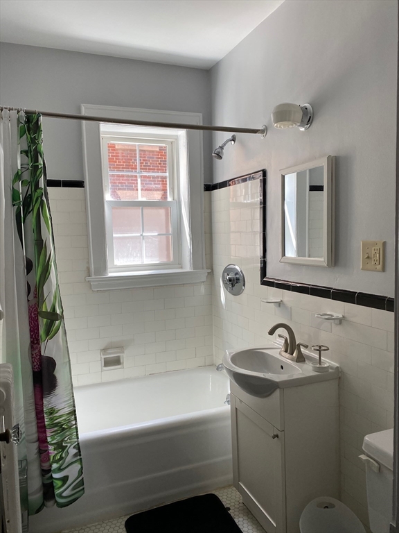 285 Harvard St, Mid Cambridge