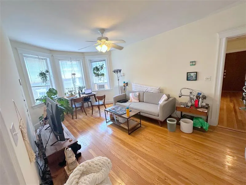11 Ellery St, Mid-Cambridge