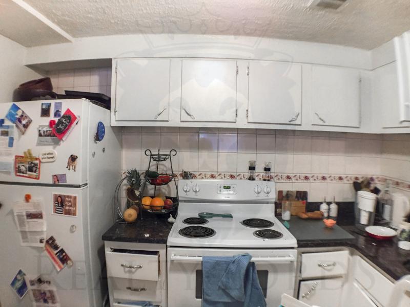2 bed, 1 bath apartment for rent at 361 Faneuil St Unit 3, Brighton — photo 2 of 4