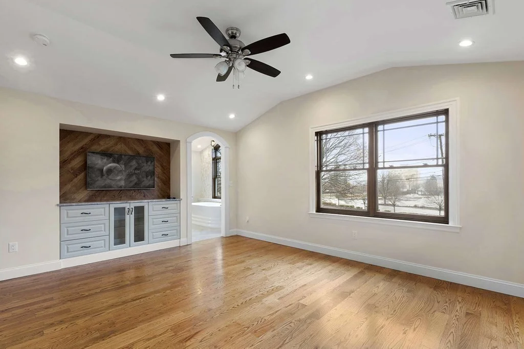 24 Elm, Dedham