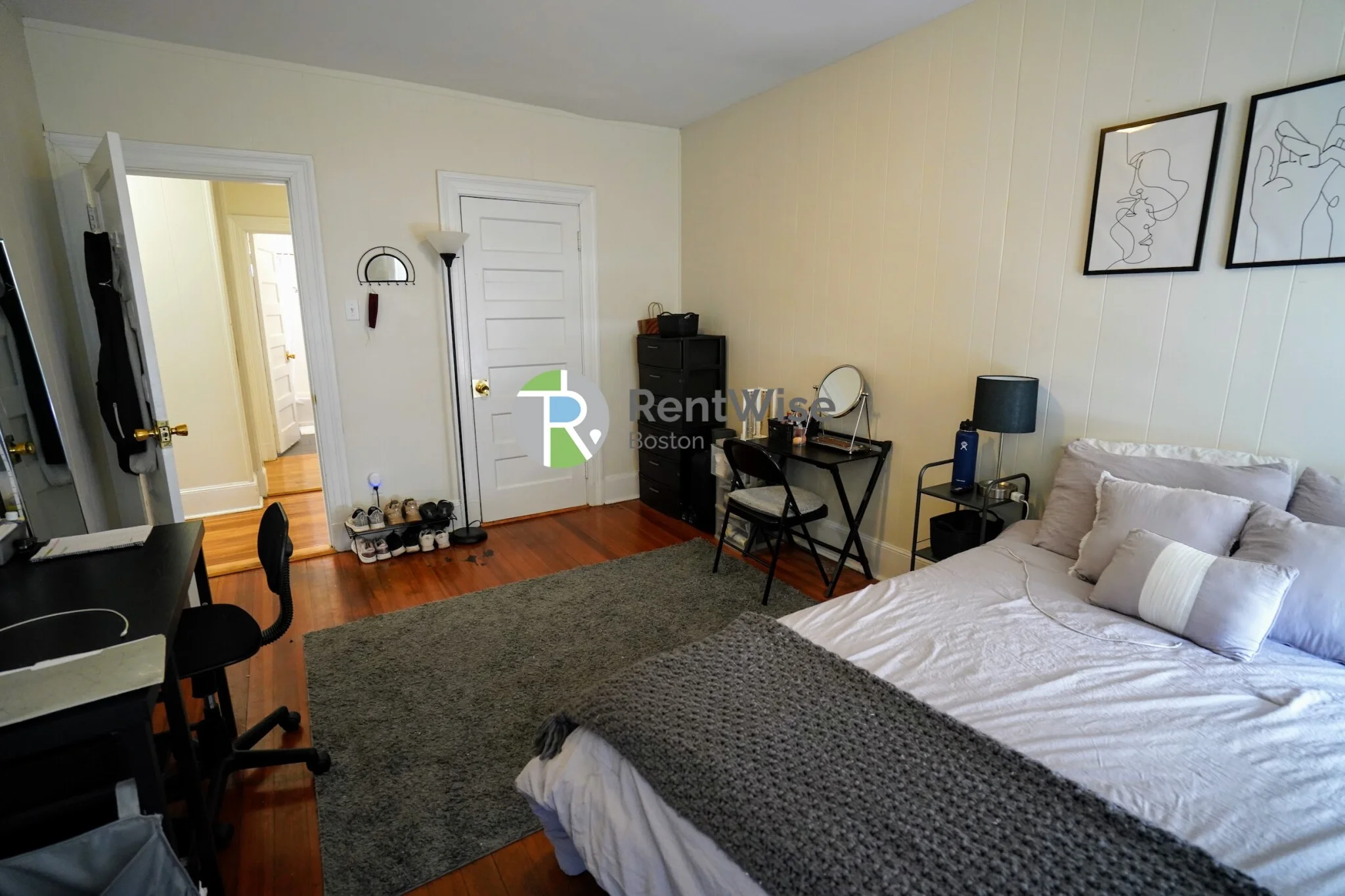 4 Ashford Ct, Allston