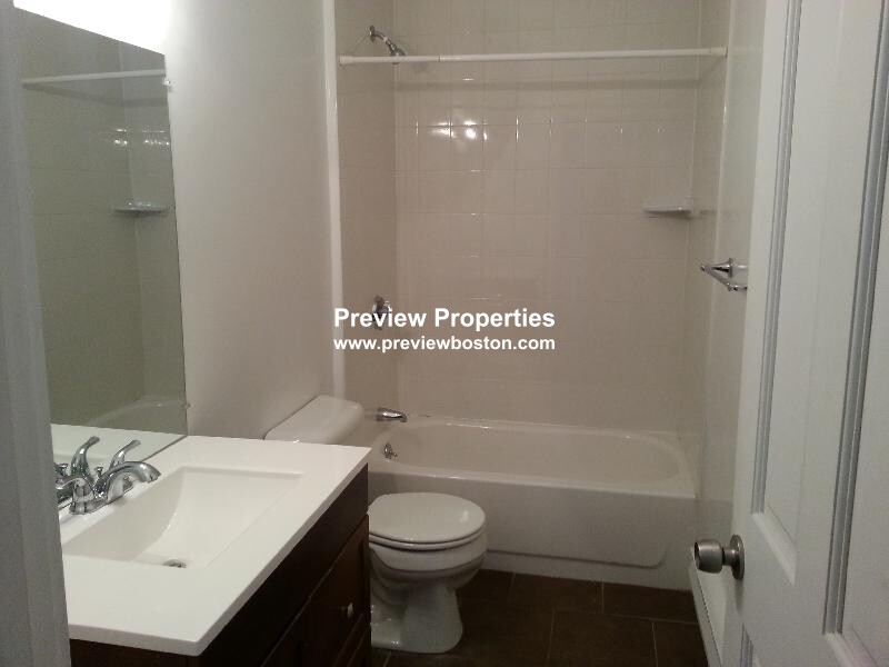 27 Buttonwood St, Dorchester