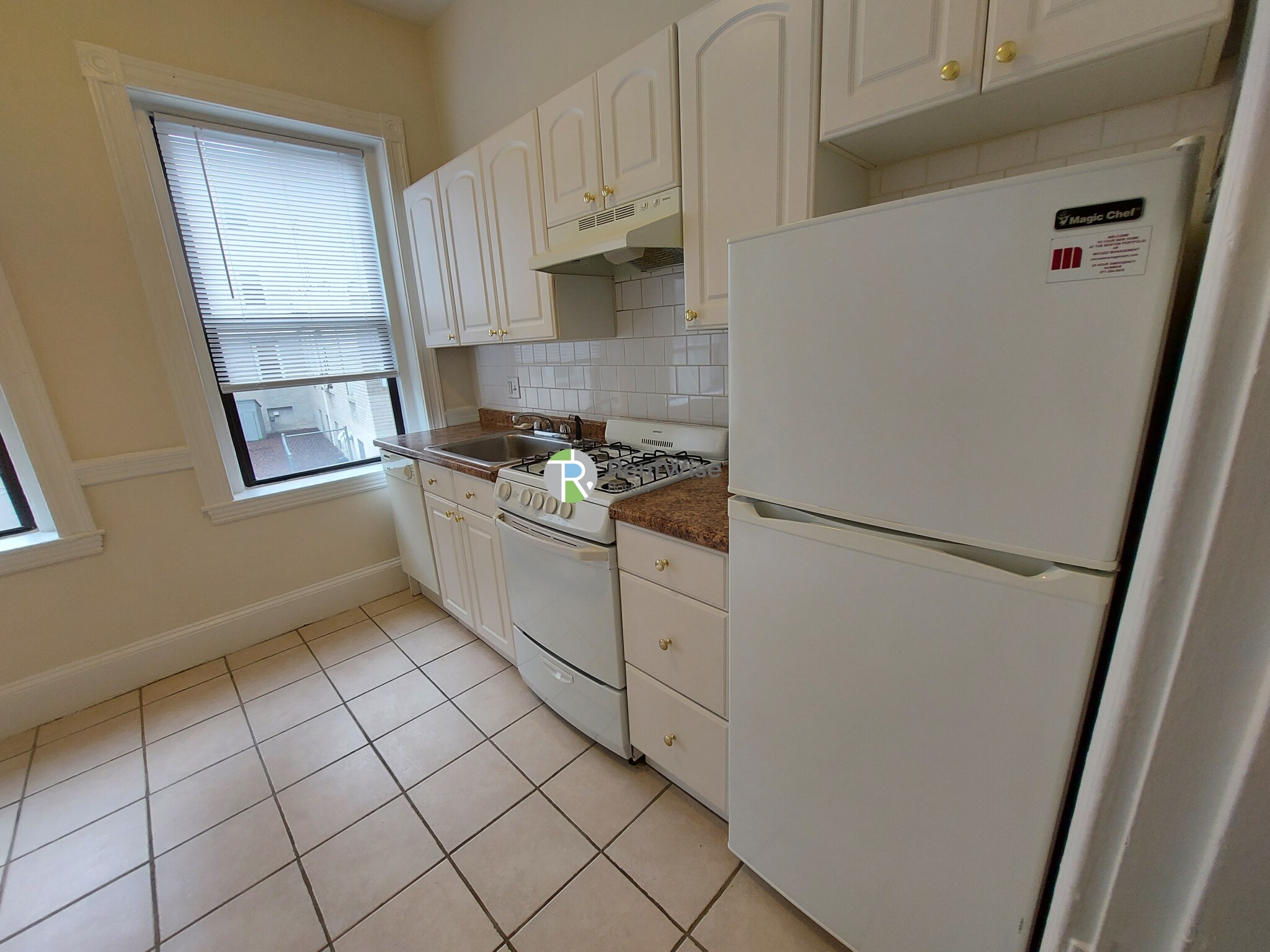 56 Gardner St, Allston