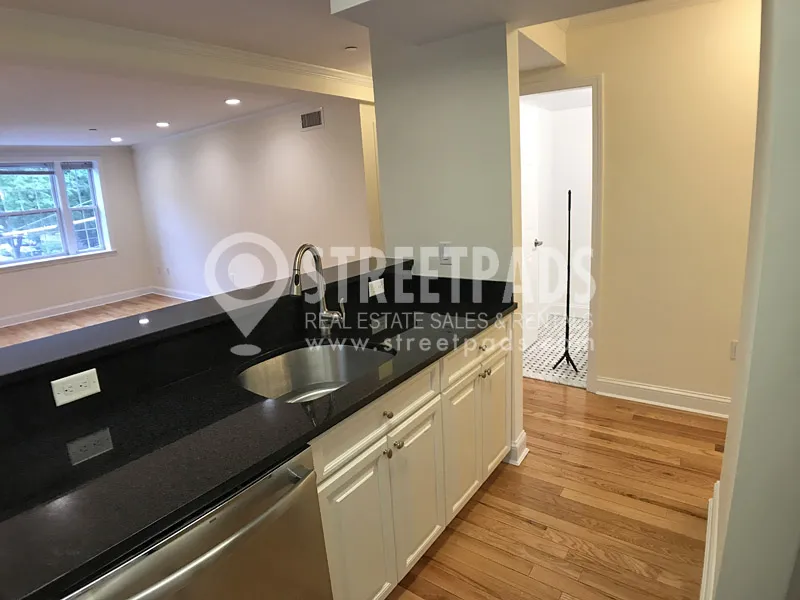 55 Langdon St, Neighborhood Nine
