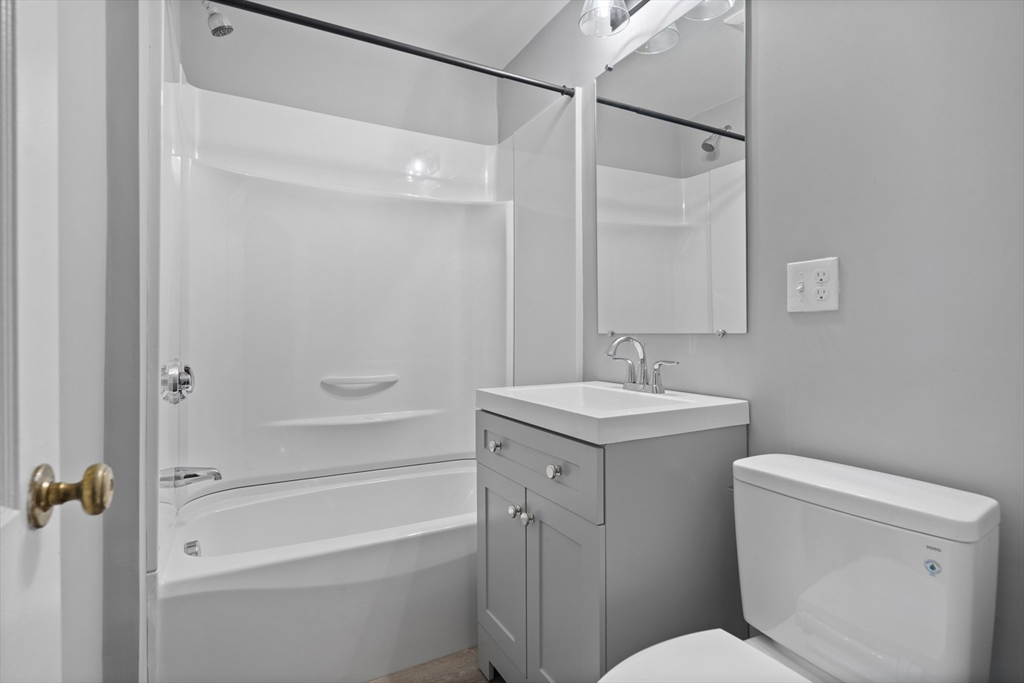 116 Grant St, Framingham