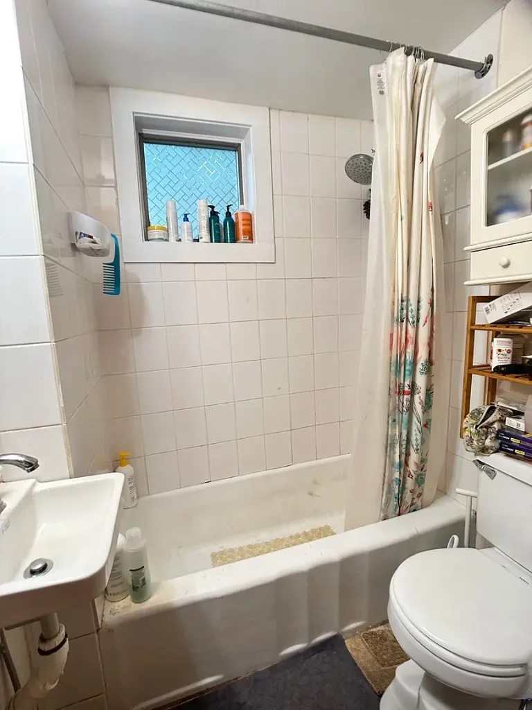 79 Capen St, Medford