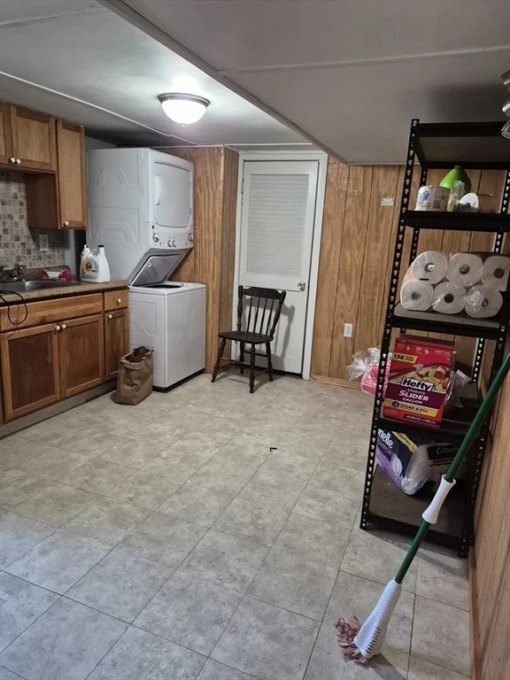 61 Hilltop Ave, Plymouth