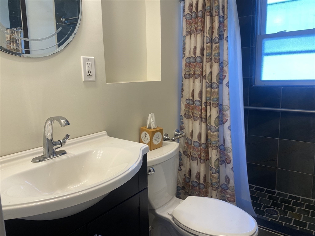 519 Belmont St, Belmont