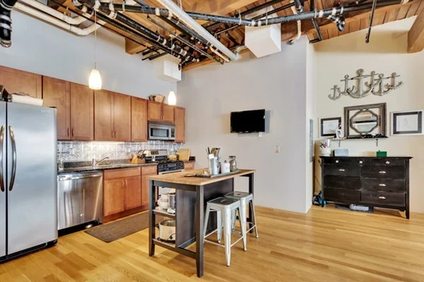 43 Charlton St, Everett