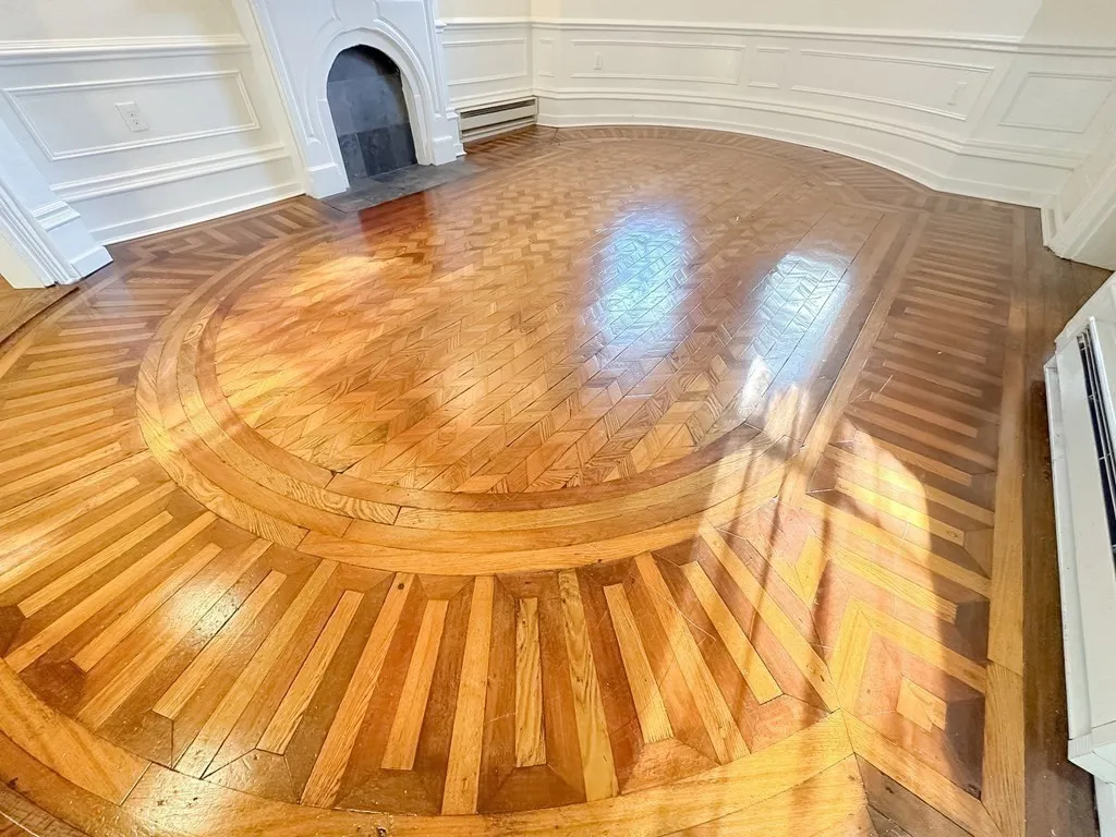 534 Massachusetts Ave, South End