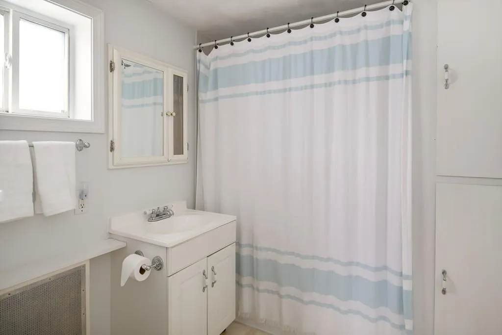 144 Brooks St, East Boston