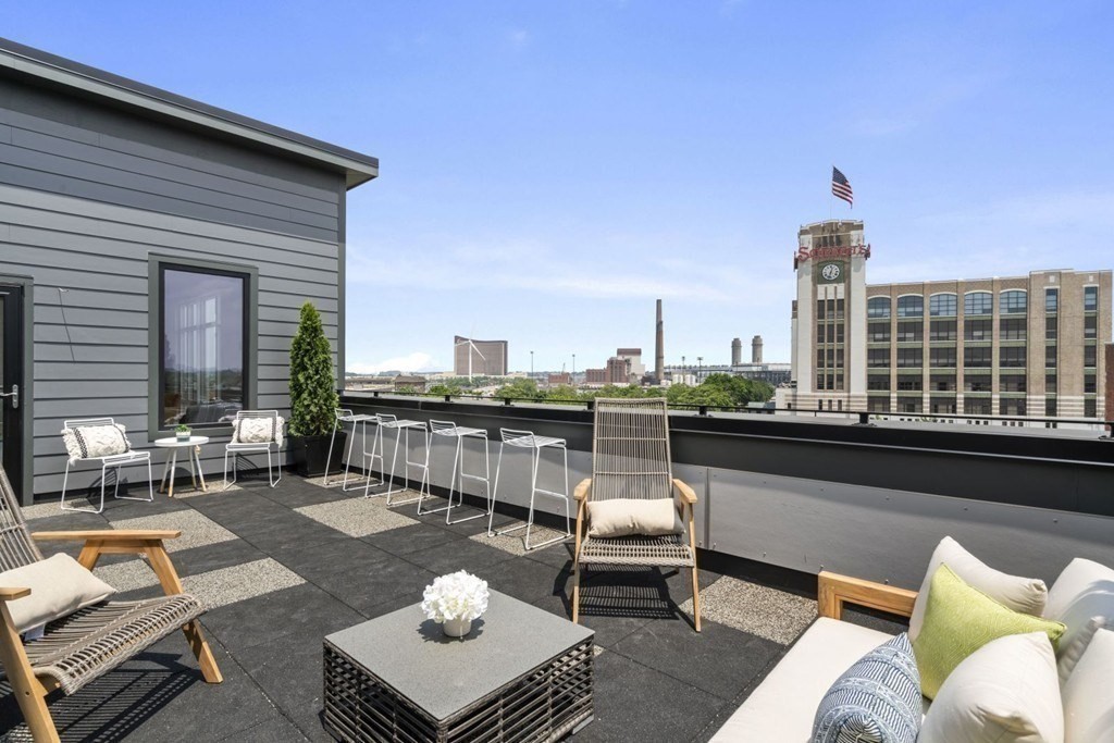 610 Rutherford Ave, Charlestown