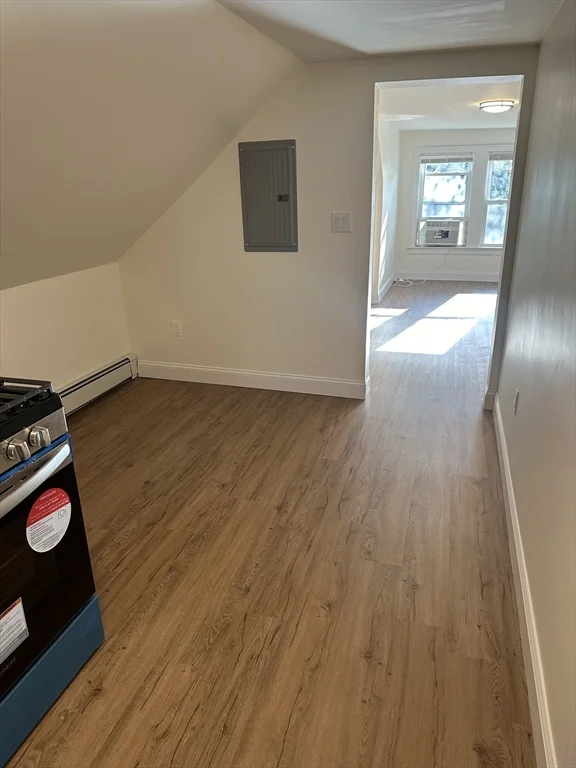 367 Concord Ave, Neighborhood Nine