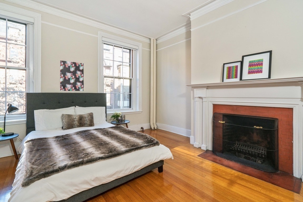 77 Marlborough St, Back Bay