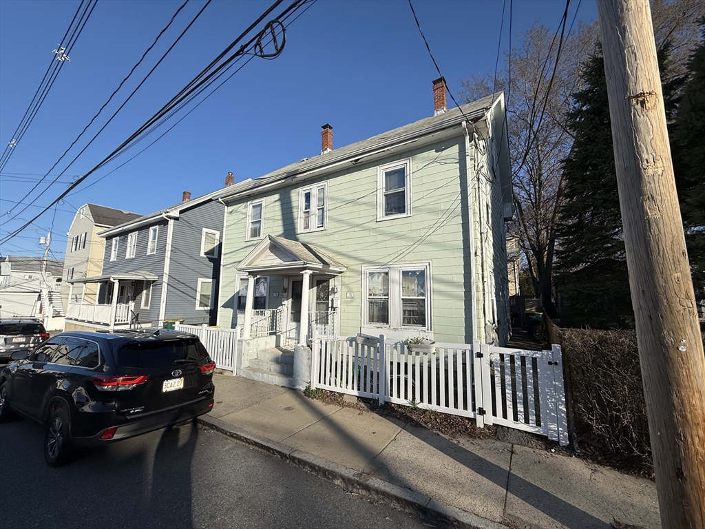 76 Fowle St, Woburn