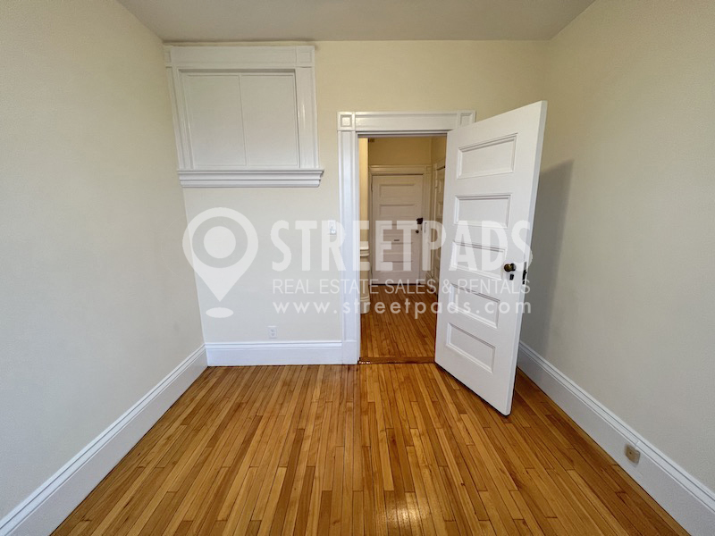 2 Ware St, Mid-Cambridge