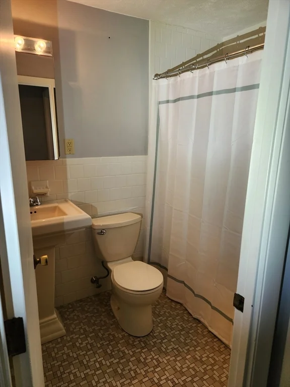 29 Sherman St, Foxboro