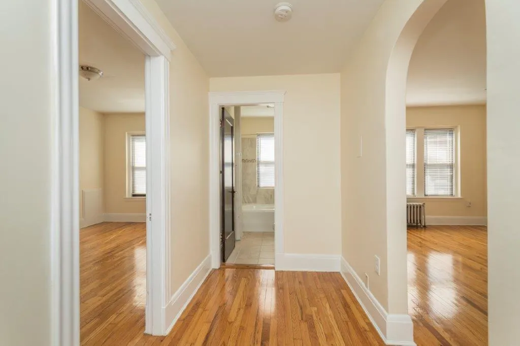 123 Highland Ave, Winter Hill