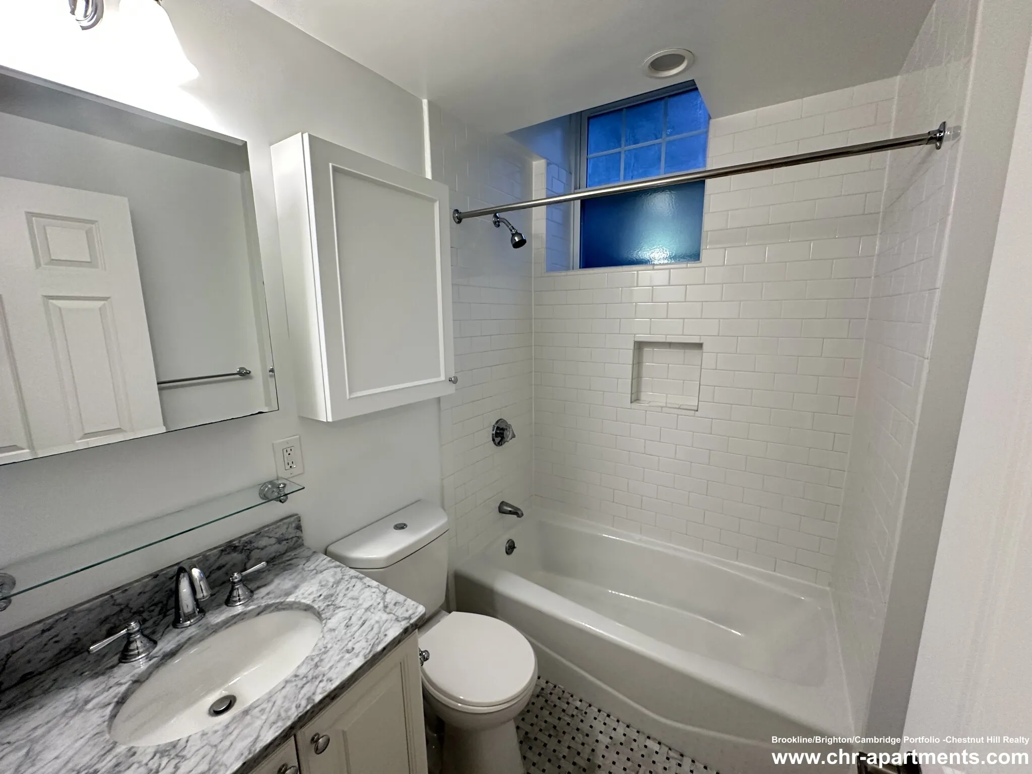 18 Chauncy St, Neighborhood Nine