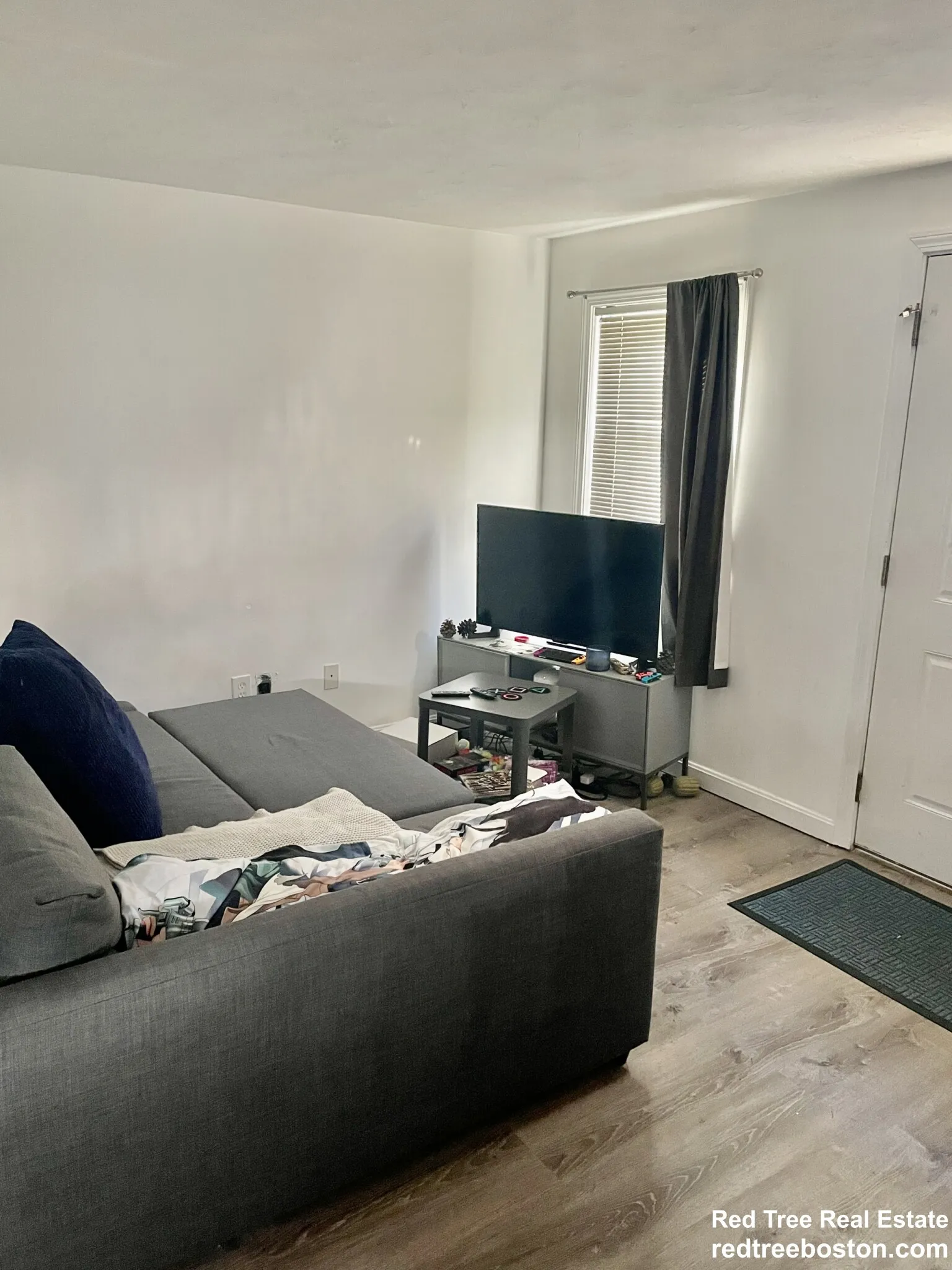 24 Lawn St, Mission Hill