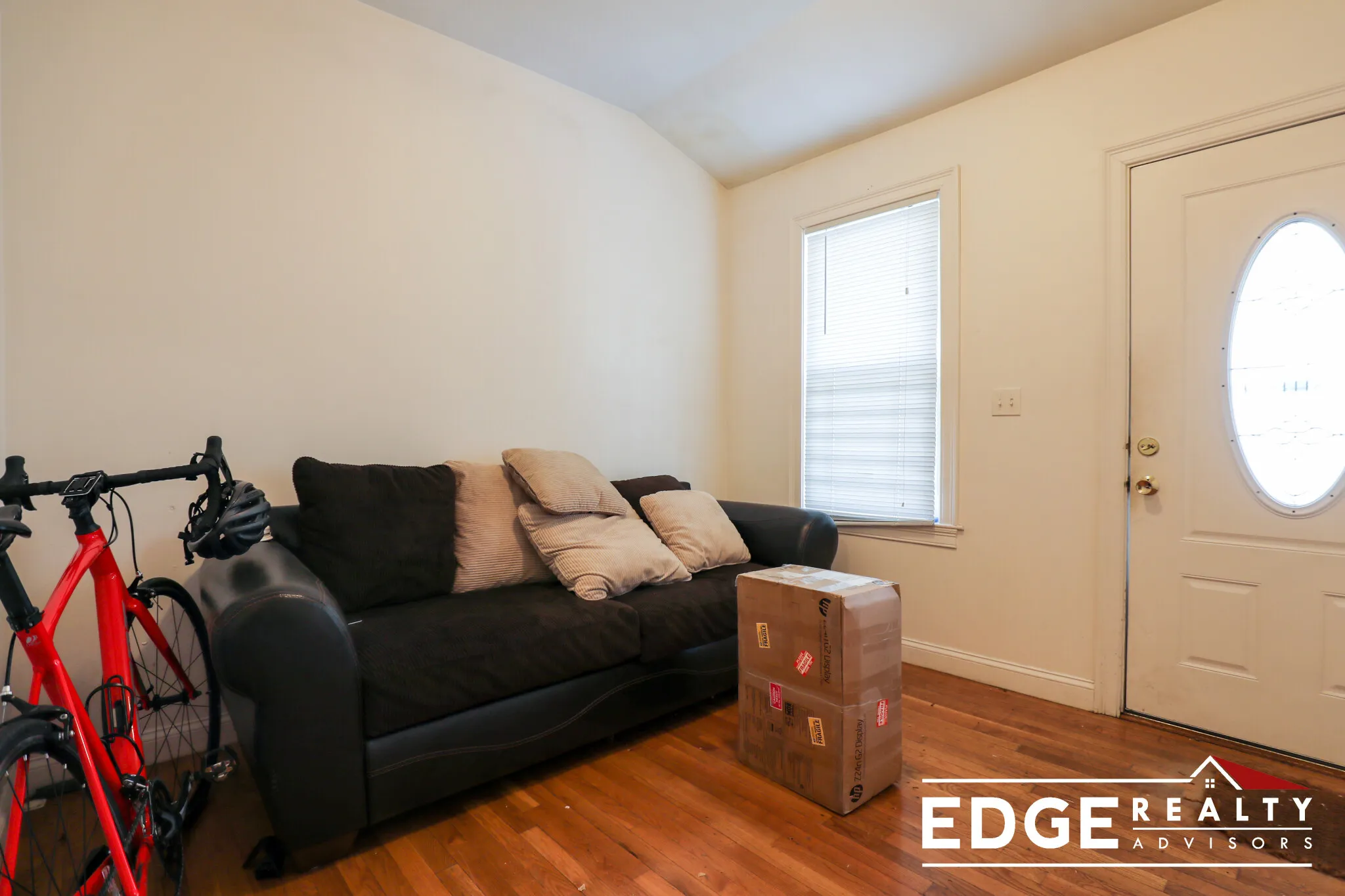 17 Pratt St, Allston