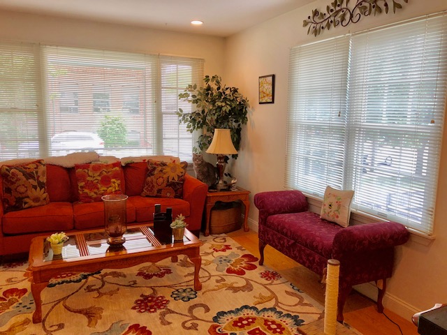 3 bed, 3 bath apartment for rent at 86 Chapel St Unit 4, Nonantum — photo 2 of 10