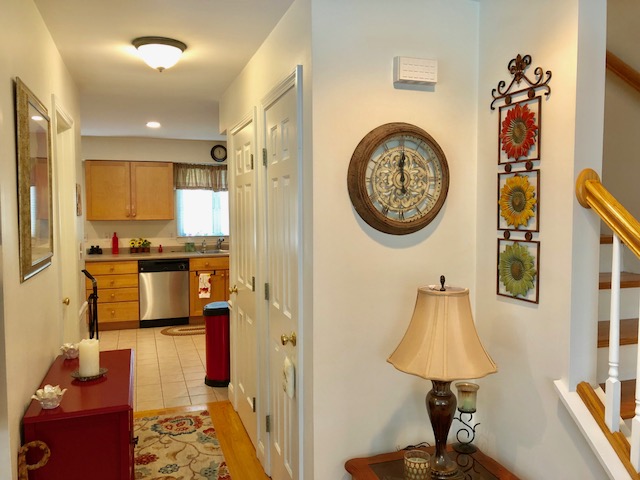 3 bed, 3 bath apartment for rent at 86 Chapel St Unit 4, Nonantum — photo 4 of 10