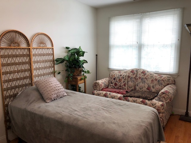 3 bed, 3 bath apartment for rent at 86 Chapel St Unit 4, Nonantum — photo 5 of 10
