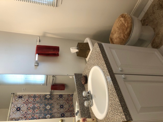 3 bed, 3 bath apartment for rent at 86 Chapel St Unit 4, Nonantum — photo 3 of 10