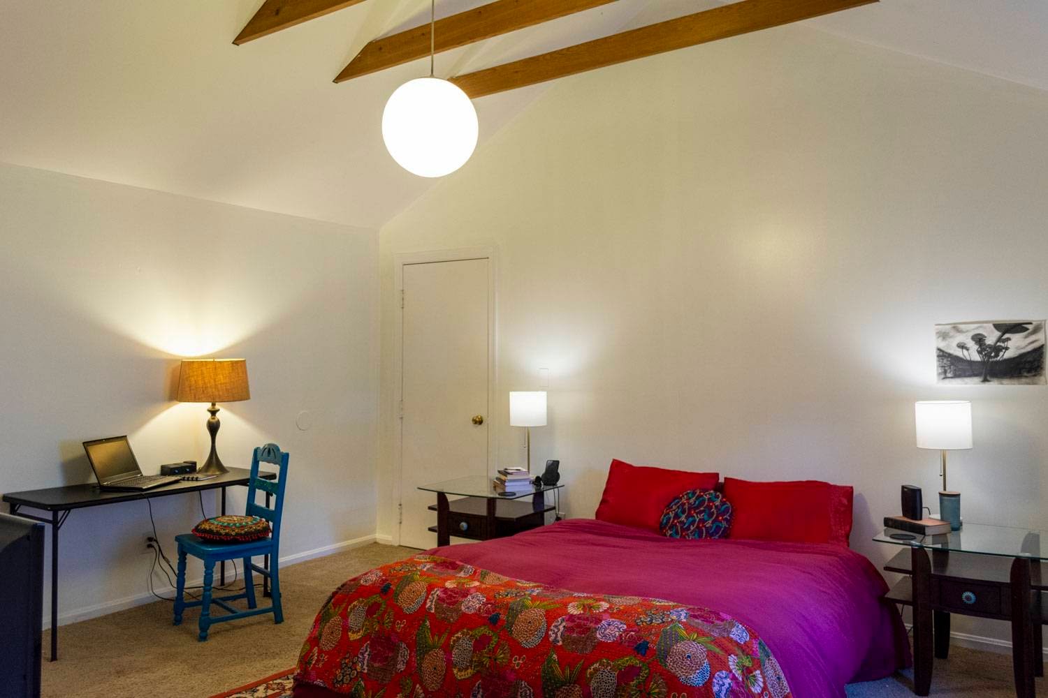 1.5 bed, 1 bath apartment for rent at 126 Derby St Unit 126, West Newton — photo 2 of 6