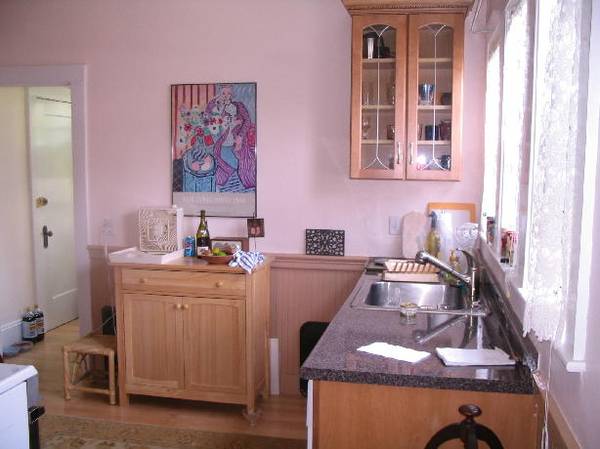 4 bed, 2 bath apartment for rent at 29 Ricker Rd Unit 2, Newton Corner — photo 7 of 21