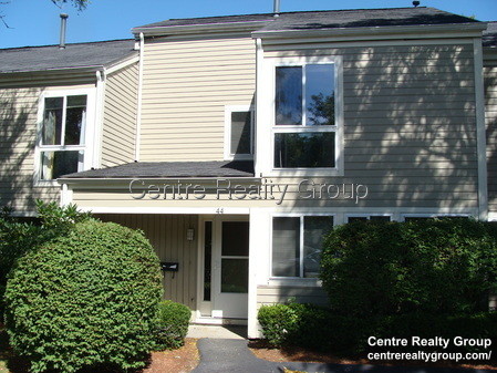 3 bed, 2.5 bath apartment for rent at 55 Hamlet St Unit 1, Thompsonville — photo 1 of 7