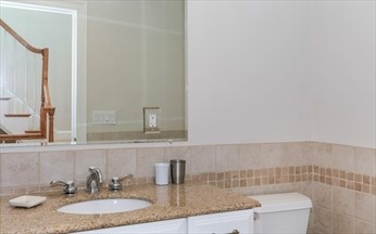 4 bed, 4+ bath apartment for rent at 65 Blake St Unit 1, Newtonville — photo 8 of 17
