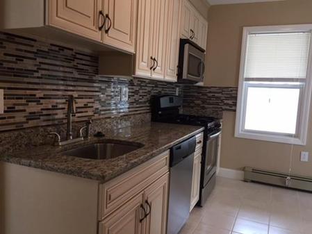 2 bed, 1 bath apartment for rent at 87 Harvard St Unit 1, Banks Square — photo 3 of 8