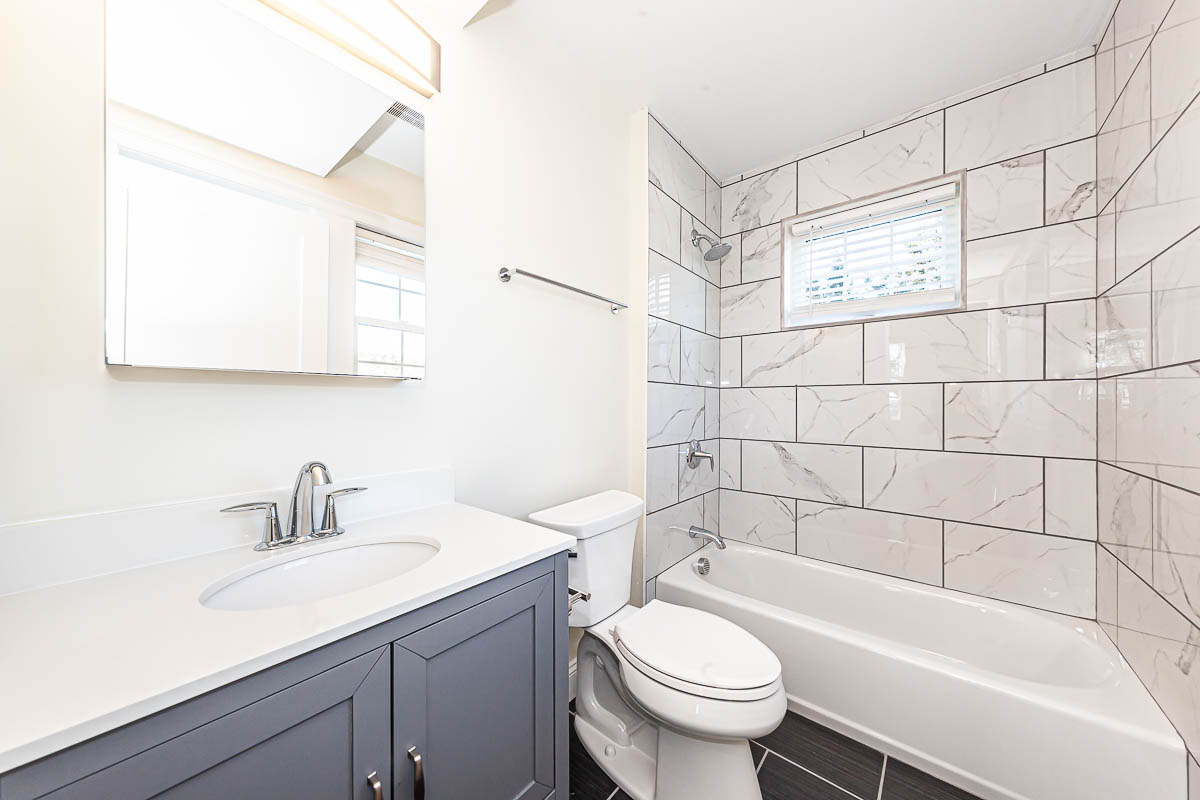 5 bed, 4+ bath apartment for rent at 48 Caldwell Rd Unit 1, West End — photo 6 of 37