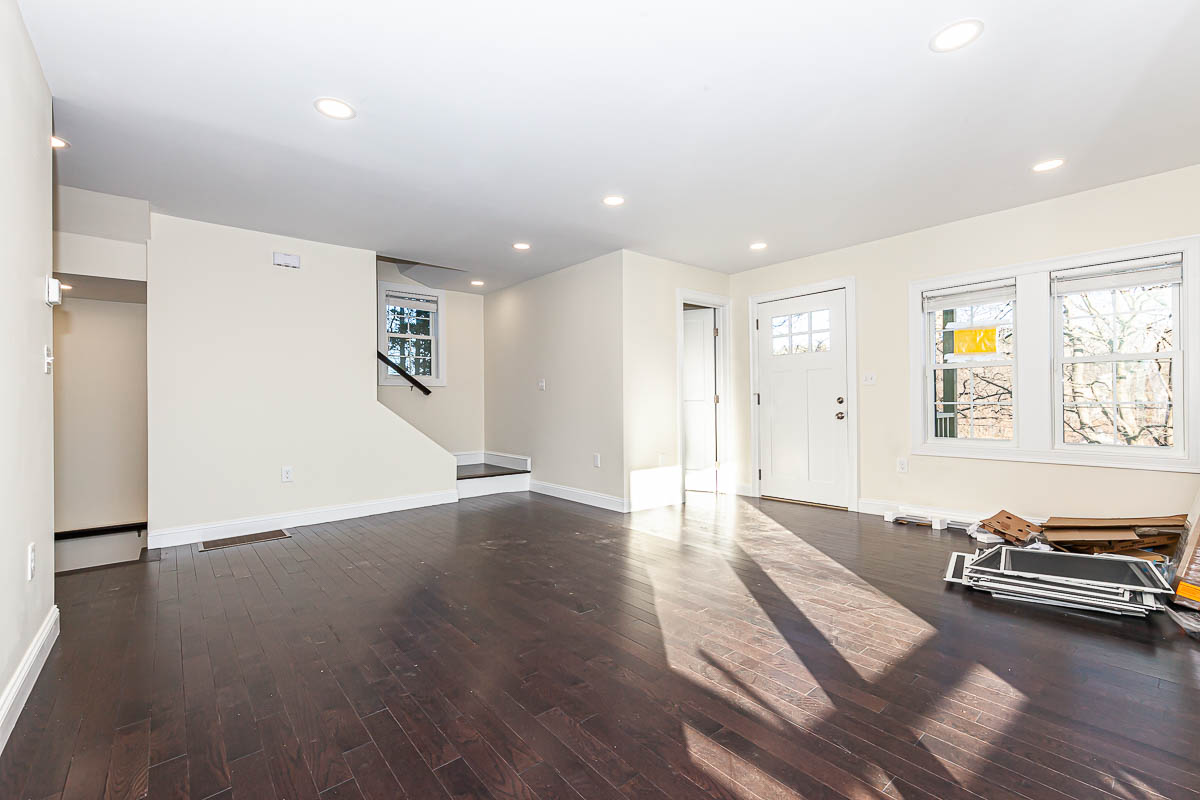 5 bed, 4+ bath apartment for rent at 48 Caldwell Rd Unit 4, West End — photo 7 of 37