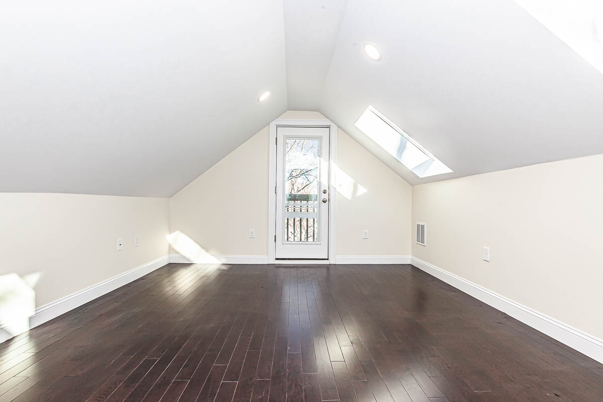 5 bed, 4+ bath apartment for rent at 48 Caldwell Rd Unit 1, West End — photo 11 of 37
