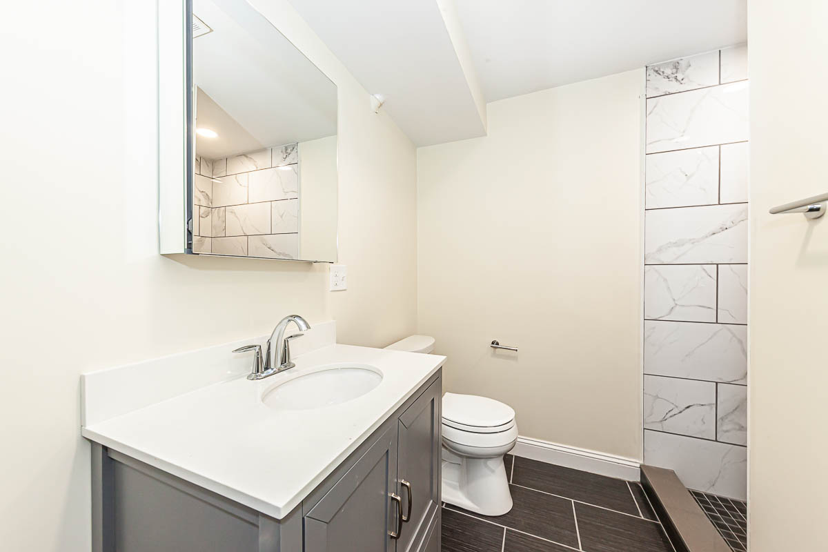 5 bed, 4+ bath apartment for rent at 48 Caldwell Rd Unit 4, West End — photo 32 of 37