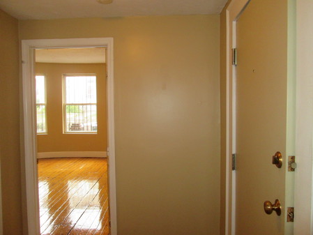 17 Highgate St, Allston