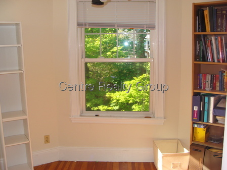 2 bed, 1 bath apartment for rent at 5 Nottingham St Unit 1, Newton