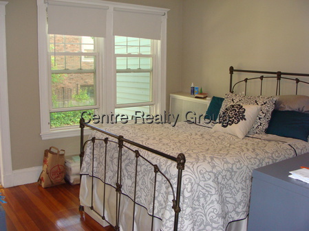 2 bed, 1 bath apartment for rent at 5 Nottingham St Unit 1, Newton — photo 4 of 10
