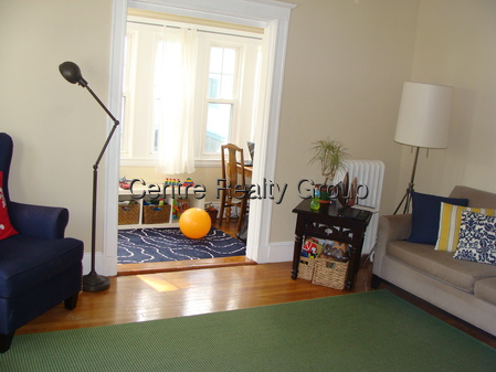 2 bed, 1 bath apartment for rent at 5 Nottingham St Unit 1, Newton — photo 2 of 10
